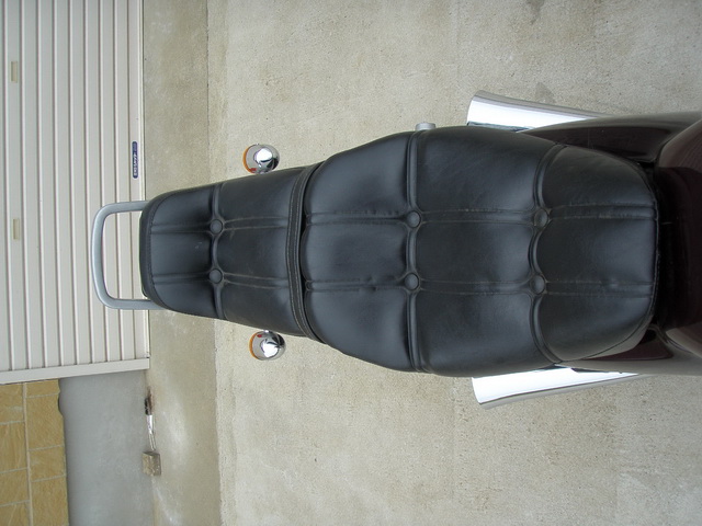 Купить мотоцикл Honda VF750 Magna 1982 фото 21